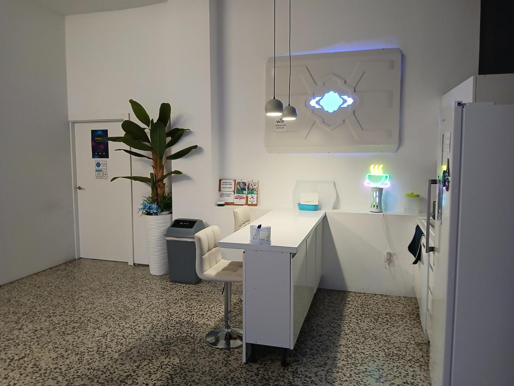 Capsule Inn Valencia Hostel Extérieur photo